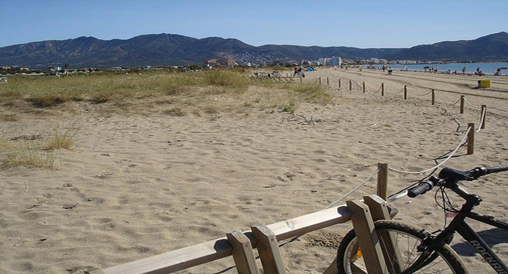 Apartamento Dinasty Empuriabrava Luaran gambar